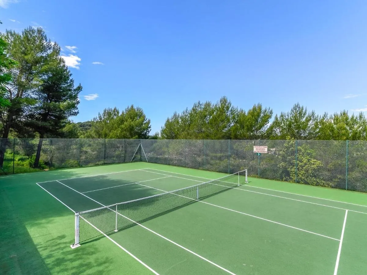 Quiet Holiday Home With Swimming Pool Mougins